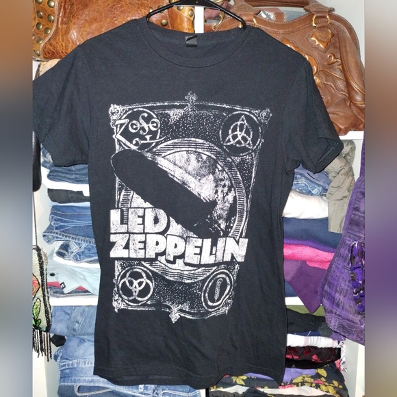 Bay Island Tops - Led Zeppelin Black Graphic T-Shirt Size Small
